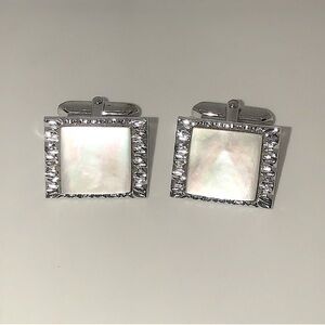 Vtg MOP Mother of Pearl Inlay Square Textured Silver Tone Cufflinks .9” x .8”